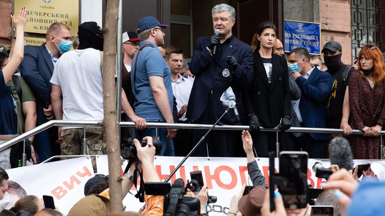 Петр Порошенко на митинге рассказал, что его хотят посадить