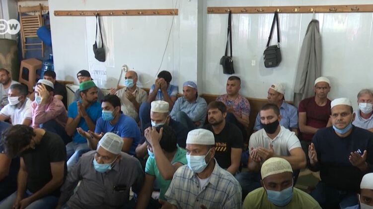 Афганские беженцы в Украине. Кадр из видео
