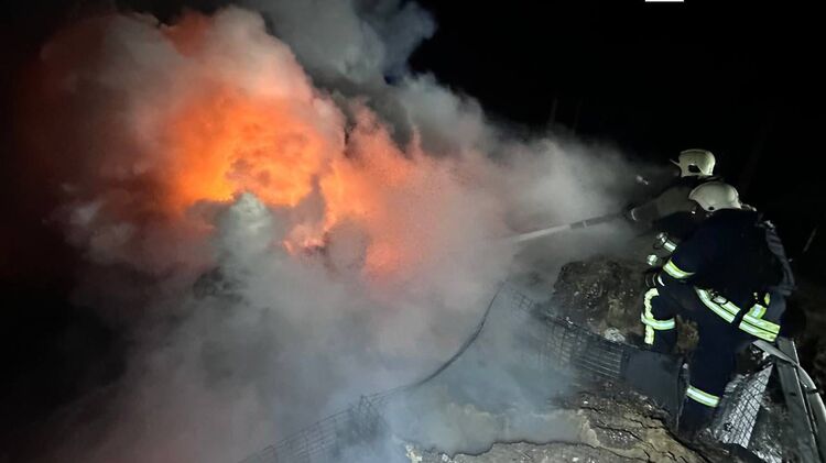 Україна у дні війни. Фото: ДСНС