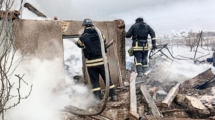 В Украине продолжается война. Фото: ГСЧС