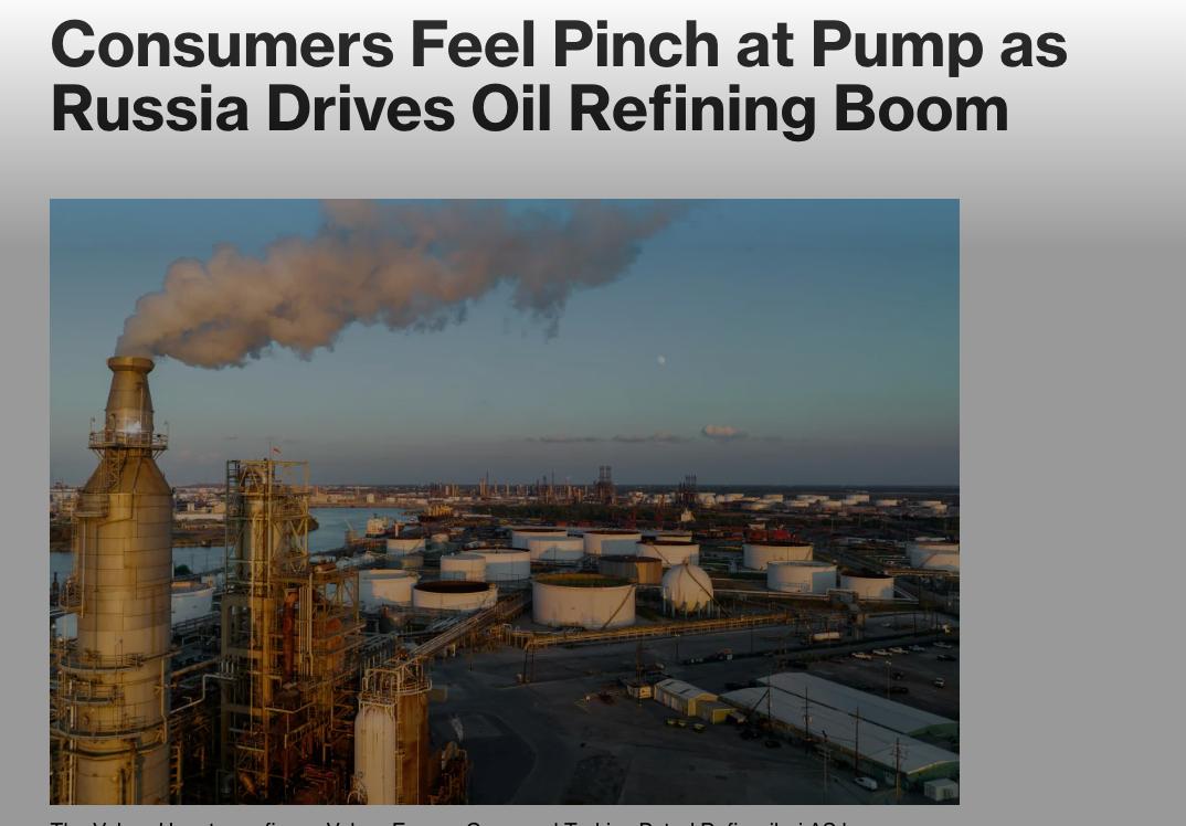 Снимок заголовка на bloomberg.com - в США от санкций и ударов по НПЗ РФ растут цены на дизеьное топливо