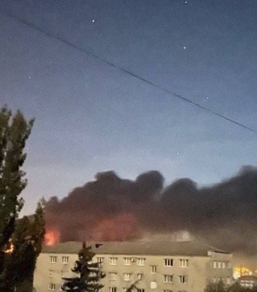 Фото (2) пожежі після обстрілу Краматорська. Джерело - Телеграм